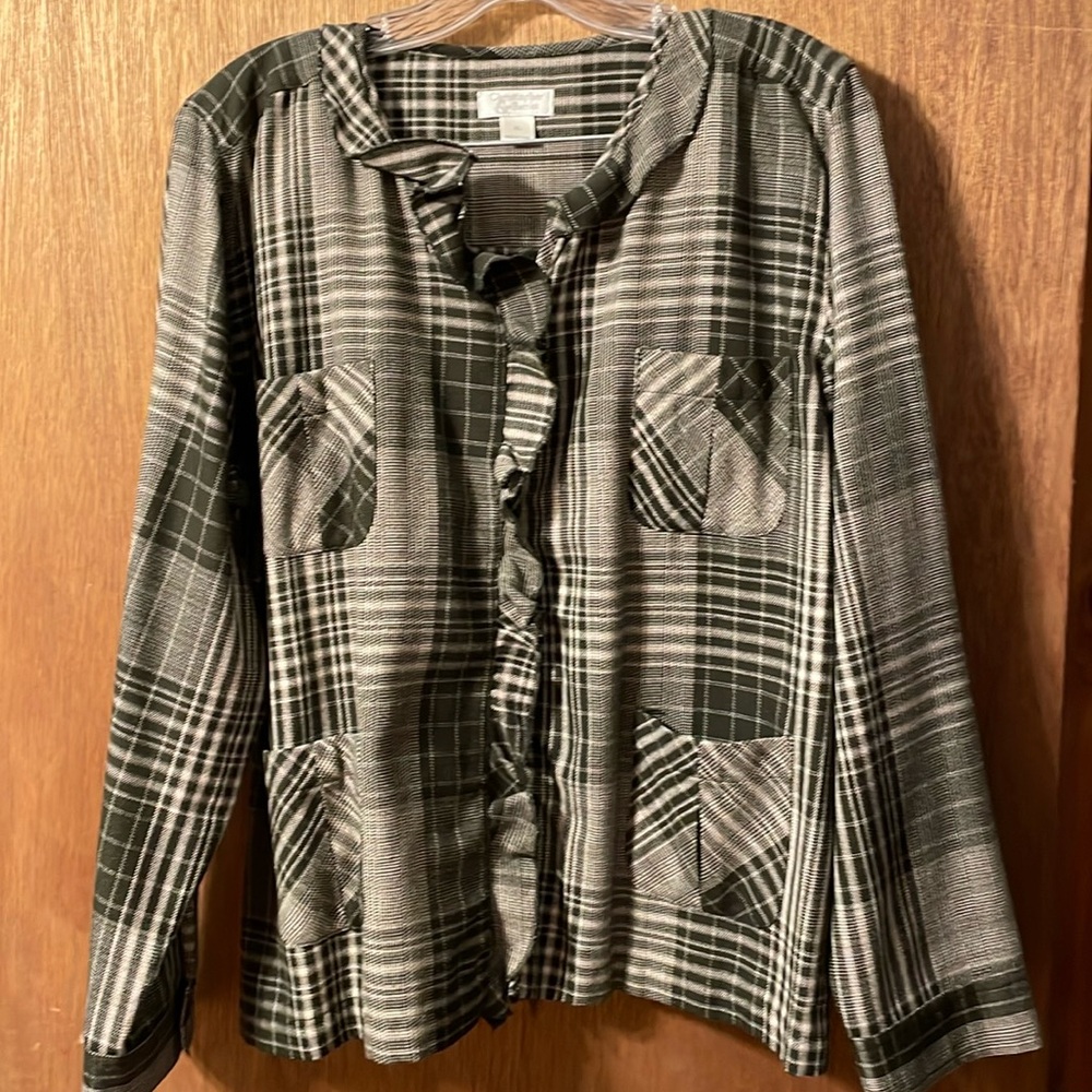 Cute lightweight jacket/blazer